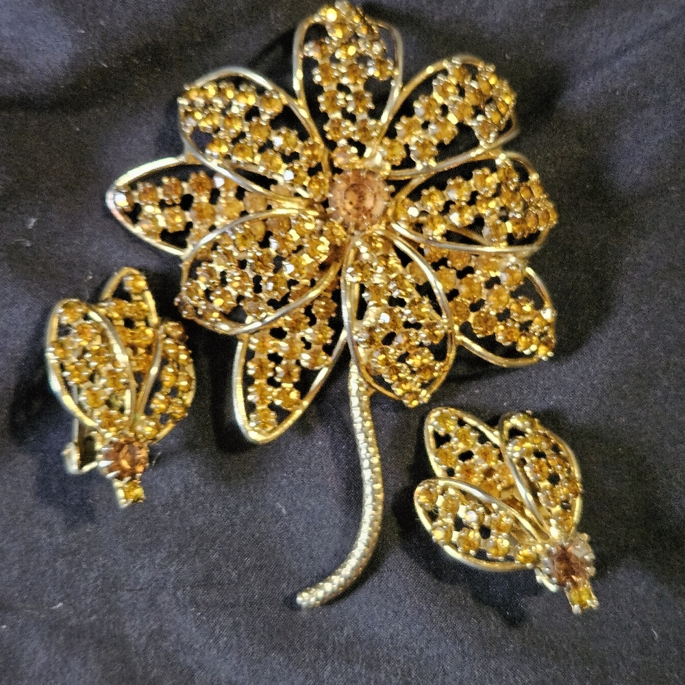 Vintage Hobé Gold Flower Brooch & Clip On Earrings w/ Topaz Stones